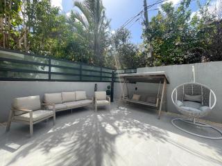 Semi-basement apartment with swimming pool-terrace - 3