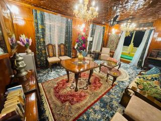 Heaven Breeze Group of Houseboats - 6
