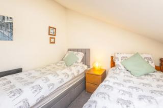 Host & Stay - Woodlands View - 8