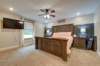 Pet Friendly Family Getaway on 15 Acres! - 1