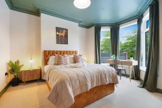 Spacious 4BR Norton Home Sleeps 7 by Stay With Us - 9