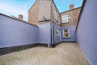 Bright 4BR Norton Getaway Sleeps 7 by Stay With Us - 5