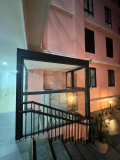 The Colonial Condo in Korsi Apartments - 5