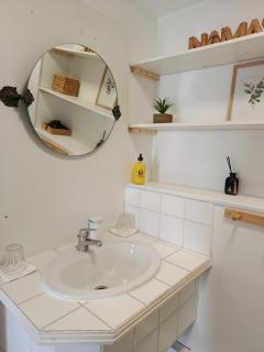 Le Nid des Alouettes, comfortable furnished 1-bedroom apartment - 1