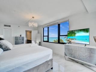 Luxury Oceanfront Miami Beach Gem Beachfront Resort 701 - 4