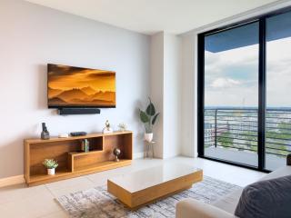P1701A Doral 2BR Residence with West Views a Pool and Gym - 0