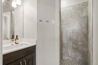 Poolside Suite Near Zion Hot Tub Pickleball - 2