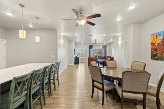Poolside Suite Near Zion Hot Tub Pickleball - 3