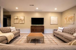 Ultimate Family Retreat-Sleeps 9 - 1