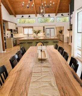 Ultimate Family Retreat-Sleeps 9 - Tulsa - 2