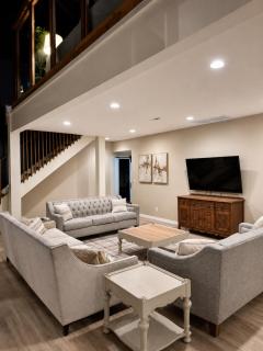 Ultimate Family Retreat-Sleeps 9 - Tulsa - 4