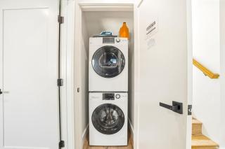 N. 2 Homes, Sleeps 26, Universal 15m, SoFi, Games, Yard - 4