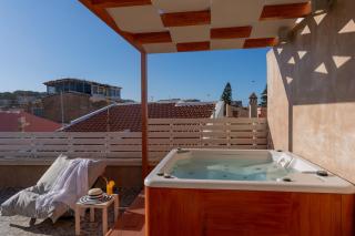 Jacuzzi Suite In The Heart Of OldTown - Rethymno - 3