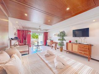 Manoli Cozy Beach Studio in the heart of Orient bay Steps from the Beach - 7