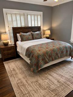 Charming 3BR Midtown Home Near Utica Square - 5