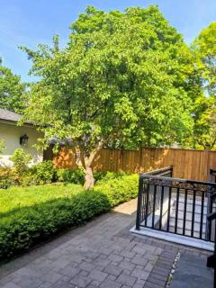 Rare Find Luxury Home Near Beaches with AC and Theatre Room - 1