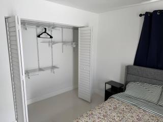Modern Private Room Near Wynwood SouthBeach - 7