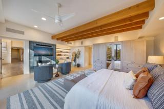 Gated La Paloma estate with mountain views - 4