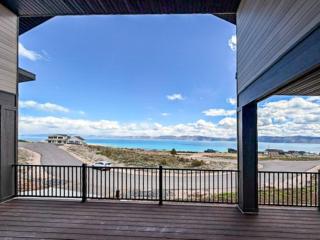 Bear Lake Modern Family Retreat - 2