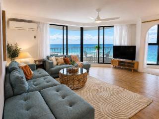 Beach front 2bd 2 car spots Tennis Spa Sauna - 4
