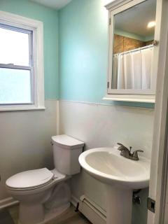 Paxleys 2BR Spacious Beach Haven - 2