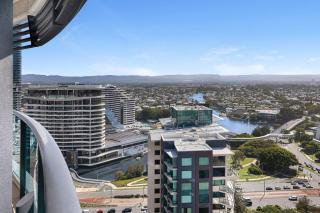 Oracle Broadbeach Sophisticated Stay - 4