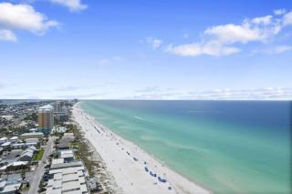 Sunset Palms Too - 2BR - 5 Min Walk to Beach - 9
