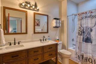 Little Hog Haven - 6