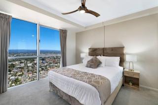 Luxury 3 Bedroom with Ocean and Hinterland views - 7