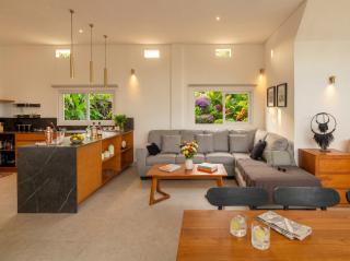 Andreyana Villa Ubud 4BR Pool, Sunrise & Mount Agung View - 5
