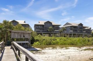 Paradise Palms at Old Fenimore Mill - 7