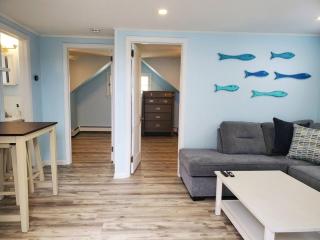 Joan of Ark 2BR Modern Beach Retreat - 0