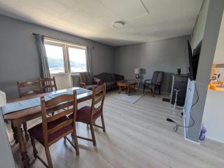 Private house - City center - 3 queens - 1