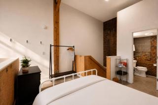 Artist Loft, Steps from TQL Stadium, Walk to All - 3