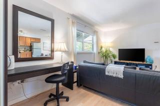 Charming South Tampa Home Hyde Park Location Walk to Dining, Bayshore - 9