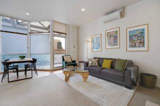 Spacious CBD Abode with Aircon near Waterfront - 0