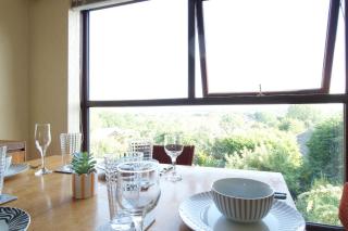 Contractor & University Stay - Scenic Views - Driveway - Near QE - 6