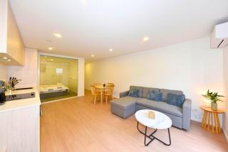 Modern One Bedroom Stay on Bath Street - 4