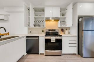 Modern House sleeps 10 FIFA BMO Field Lake DT - 2