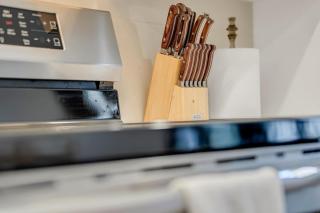 Modern House sleeps 10 FIFA BMO Field Lake DT - 1