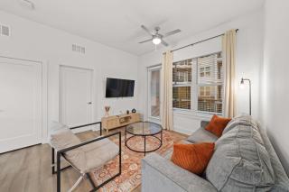 Cozy 2BD haven in heart of Tampa Free Parking - 6