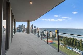 Signature Oceanview Residence 2 Car Spaces - 4