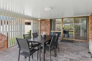 Full AC Home Renovated and Close to Sunnybank and shops - 4