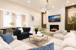 LUXE 5 beds with Rooftop Lounge, 3 mi from Downtown HTX - 0