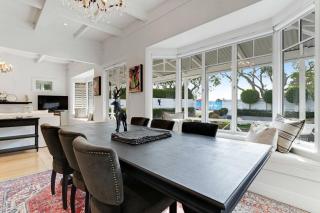 Luxury Herne Bay 3BR Villa with Deck - Parking - 6