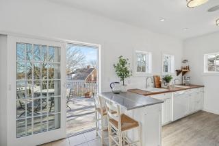 Sag Harbor Village Gem 2 Kings and Queen - 6