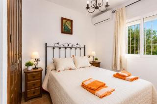 Villa Ana y Garcia - 1