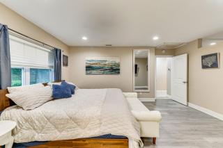 Bradenton Pool Home with Hot Tub and EV Charger - 8