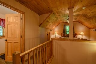 Boulder Falls Retreat - 8