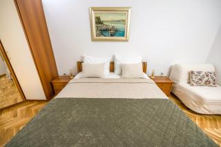 Centrally located app with gated parking-Milena 1 - 8